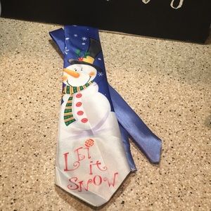 LET IT SNOW Singing Tie.